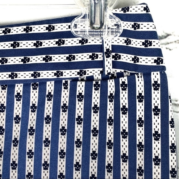 EUC-VINTAGE 90s Ann Taylor Loft, Stretch, Printed, Cropped,Pockets,St Leg Pants - Picture 5 of 14